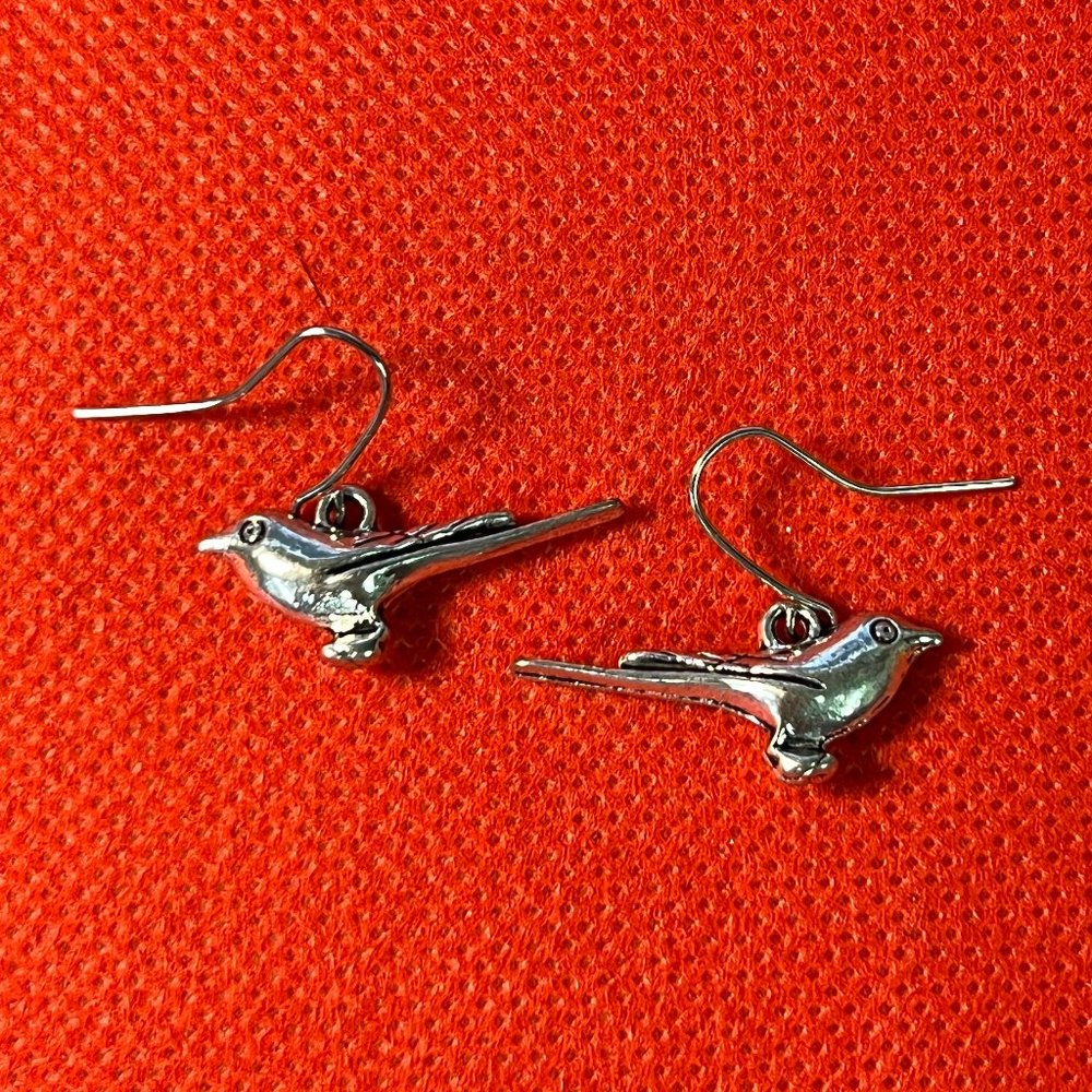 Songbirds Birds Silver Tone Dangle French Hook Pierced Earrings